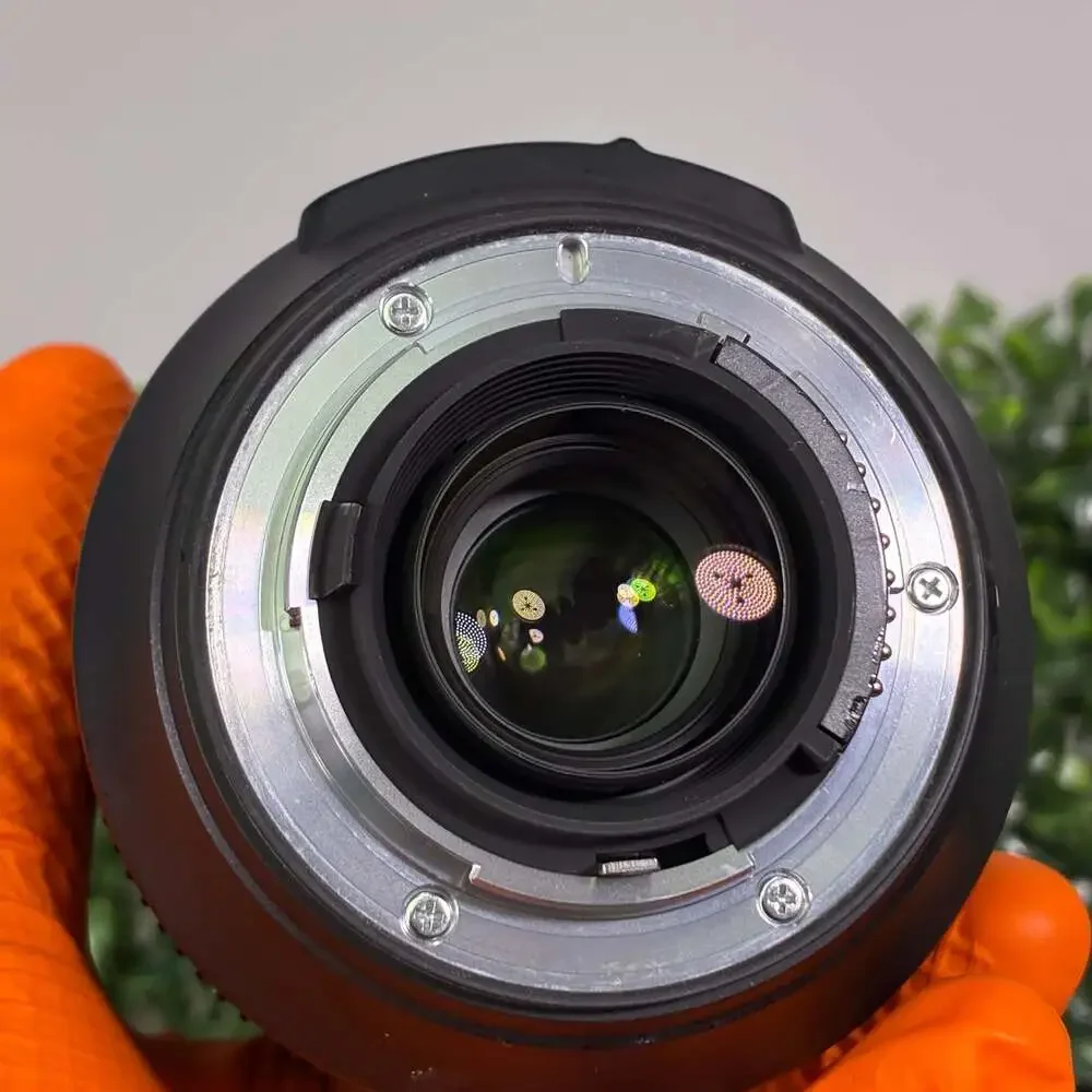 Nikon AF-S NIKKOR 28-300mm f/3.5-5.6G ED VR Lens